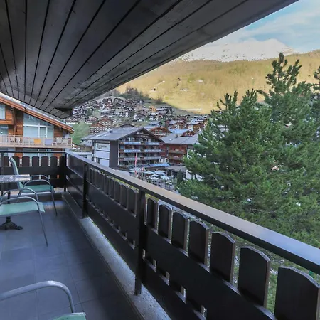 Arca & Otel 3*